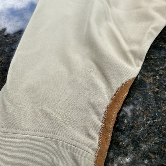 Custom Riding Apparel 30L Riding Breeches Color Tan - Picture 4 of 6